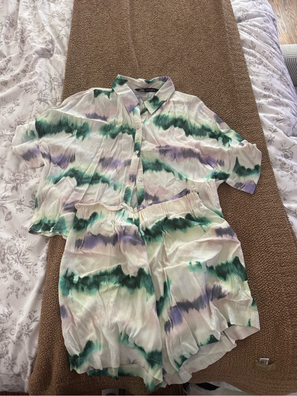 Zara Cream Tie-Dye Short Sleeve Button-Down Top with Green & Lavender Stripes